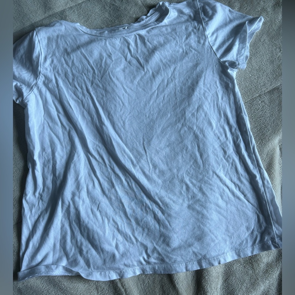 white t-shirt